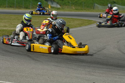 04/05/2008 : 3ème manche du Championnat Régional Midi-Pyrénées à Muret (Photos Patrick Lascombes) 2008 — karting