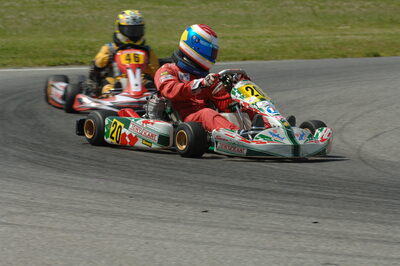 04/05/2008 : 3ème manche du Championnat Régional Midi-Pyrénées à Muret (Photos Patrick Lascombes) 2008 — karting