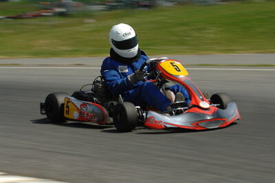 04/05/2008 : 3ème manche du Championnat Régional Midi-Pyrénées à Muret (Photos Patrick Lascombes) 2008 — karting