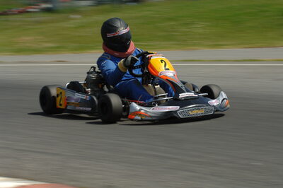 04/05/2008 : 3ème manche du Championnat Régional Midi-Pyrénées à Muret (Photos Patrick Lascombes) 2008 — karting