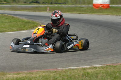 04/05/2008 : 3ème manche du Championnat Régional Midi-Pyrénées à Muret (Photos Patrick Lascombes) 2008 — karting