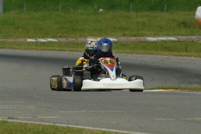 04/05/2008 : 3ème manche du Championnat Régional Midi-Pyrénées à Muret (Photos Patrick Lascombes) 2008 — karting