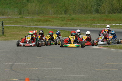 04/05/2008 : 3ème manche du Championnat Régional Midi-Pyrénées à Muret (Photos Patrick Lascombes) 2008 — karting