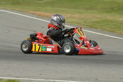 04/05/2008 : 3ème manche du Championnat Régional Midi-Pyrénées à Muret (Photos Patrick Lascombes) 2008 — karting
