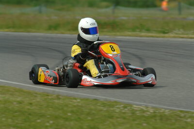 04/05/2008 : 3ème manche du Championnat Régional Midi-Pyrénées à Muret (Photos Patrick Lascombes) 2008 — karting