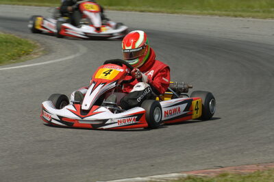 04/05/2008 : 3ème manche du Championnat Régional Midi-Pyrénées à Muret (Photos Patrick Lascombes) 2008 — karting