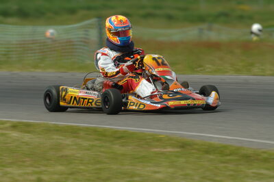 04/05/2008 : 3ème manche du Championnat Régional Midi-Pyrénées à Muret (Photos Patrick Lascombes) 2008 — karting