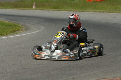 04/05/2008 : 3ème manche du Championnat Régional Midi-Pyrénées à Muret (Photos Patrick Lascombes) 2008 — karting