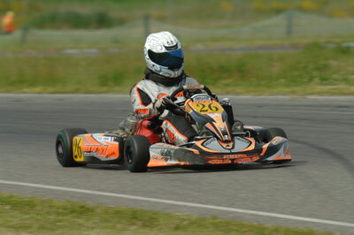 04/05/2008 : 3ème manche du Championnat Régional Midi-Pyrénées à Muret (Photos Patrick Lascombes) 2008 — karting