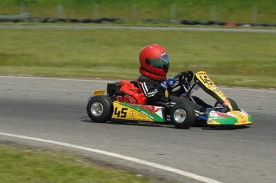 04/05/2008 : 3ème manche du Championnat Régional Midi-Pyrénées à Muret (Photos Patrick Lascombes) 2008 — karting