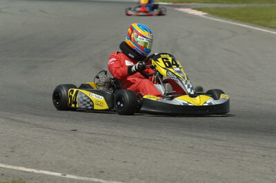 04/05/2008 : 3ème manche du Championnat Régional Midi-Pyrénées à Muret (Photos Patrick Lascombes) 2008 — karting