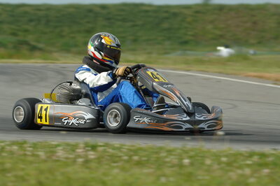 04/05/2008 : 3ème manche du Championnat Régional Midi-Pyrénées à Muret (Photos Patrick Lascombes) 2008 — karting
