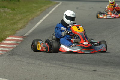 04/05/2008 : 3ème manche du Championnat Régional Midi-Pyrénées à Muret (Photos Patrick Lascombes) 2008 — karting