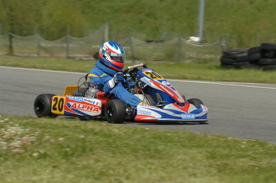04/05/2008 : 3ème manche du Championnat Régional Midi-Pyrénées à Muret (Photos Patrick Lascombes) 2008 — karting