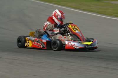 04/05/2008 : 3ème manche du Championnat Régional Midi-Pyrénées à Muret (Photos Patrick Lascombes) 2008 — karting