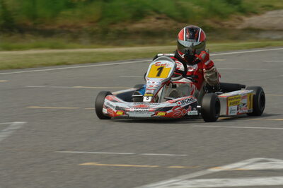 04/05/2008 : 3ème manche du Championnat Régional Midi-Pyrénées à Muret (Photos Patrick Lascombes) 2008 — karting