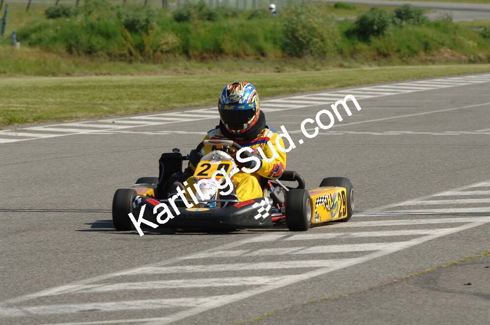 04/05/2008 : 3ème manche du Championnat Régional Midi-Pyrénées à Muret (Photos Patrick Lascombes) 2008 — karting