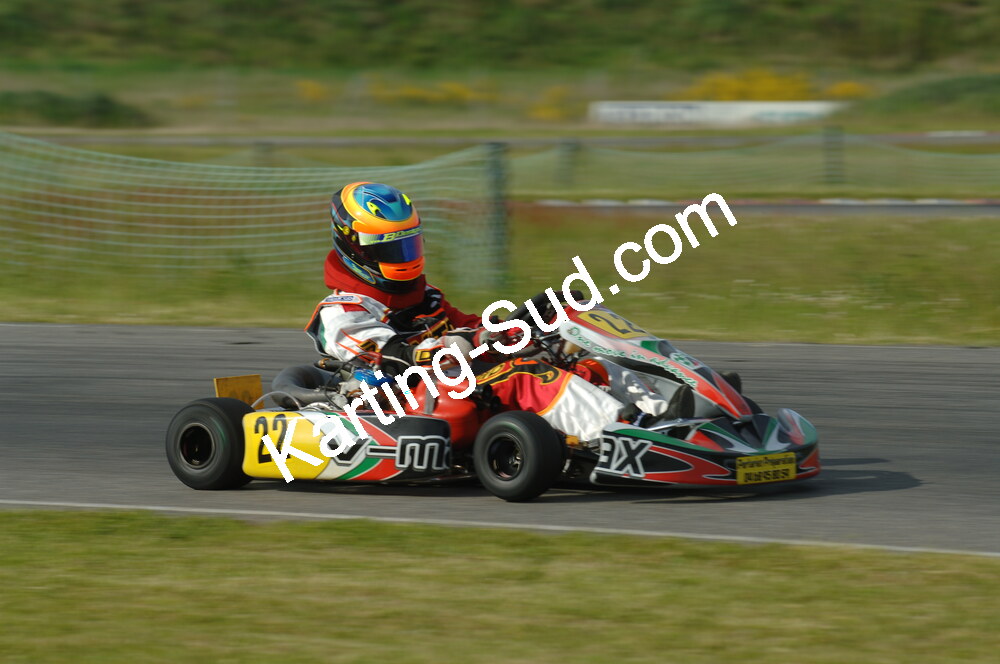 04/05/2008 : 3ème manche du Championnat Régional Midi-Pyrénées à Muret (Photos Patrick Lascombes) 2008 — karting