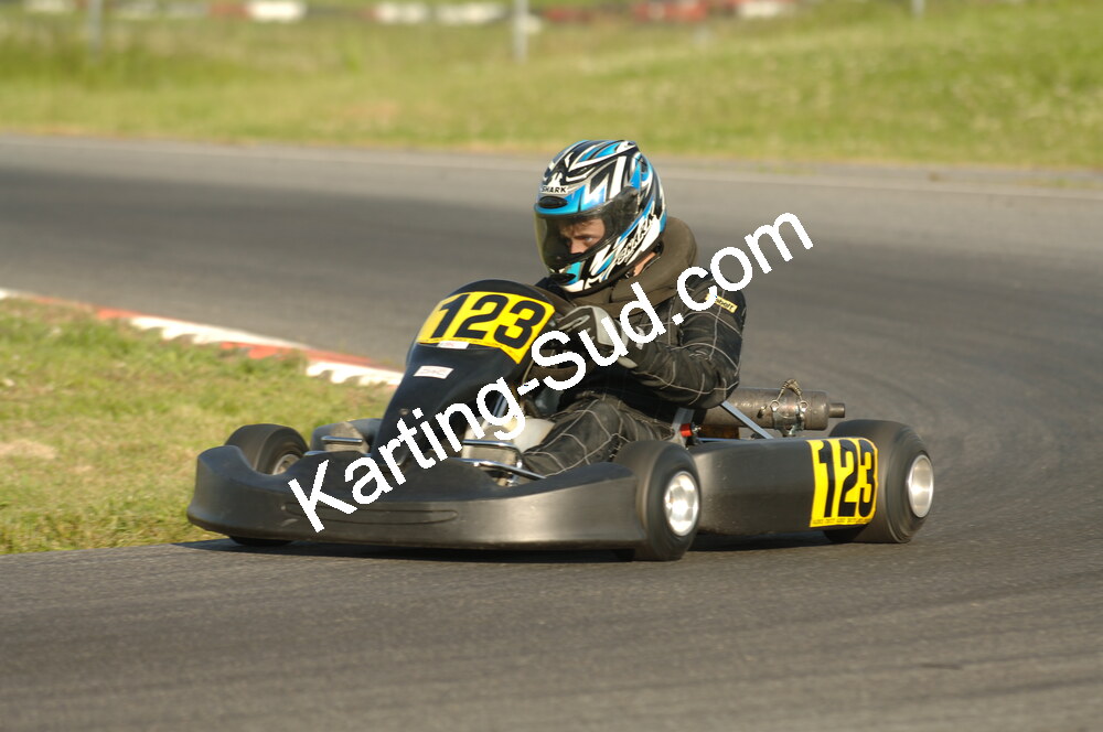 04/05/2008 : 3ème manche du Championnat Régional Midi-Pyrénées à Muret (Photos Patrick Lascombes) 2008 — karting