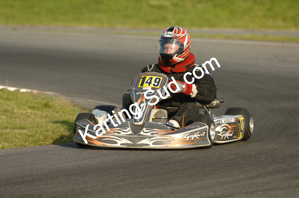 04/05/2008 : 3ème manche du Championnat Régional Midi-Pyrénées à Muret (Photos Patrick Lascombes) 2008 — karting