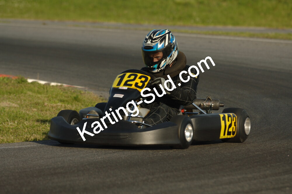 04/05/2008 : 3ème manche du Championnat Régional Midi-Pyrénées à Muret (Photos Patrick Lascombes) 2008 — karting