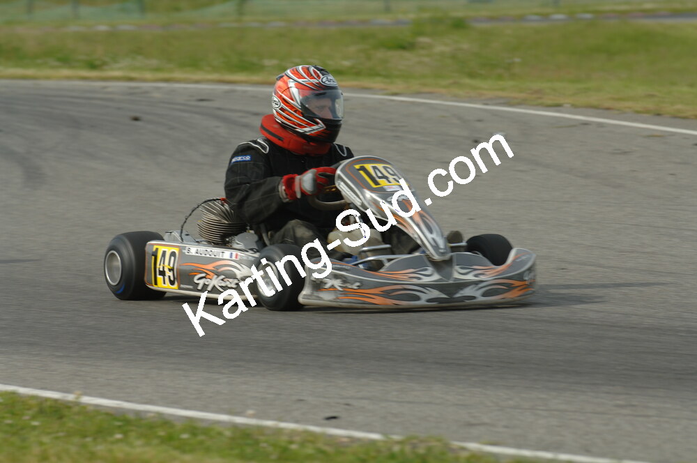 04/05/2008 : 3ème manche du Championnat Régional Midi-Pyrénées à Muret (Photos Patrick Lascombes) 2008 — karting