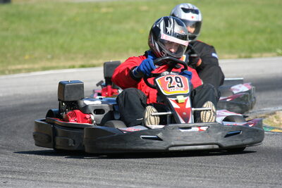 28/09/2008 : Endurance Loisir 4H à Lavelanet (photos Stéphane Agnus) 2008 — karting