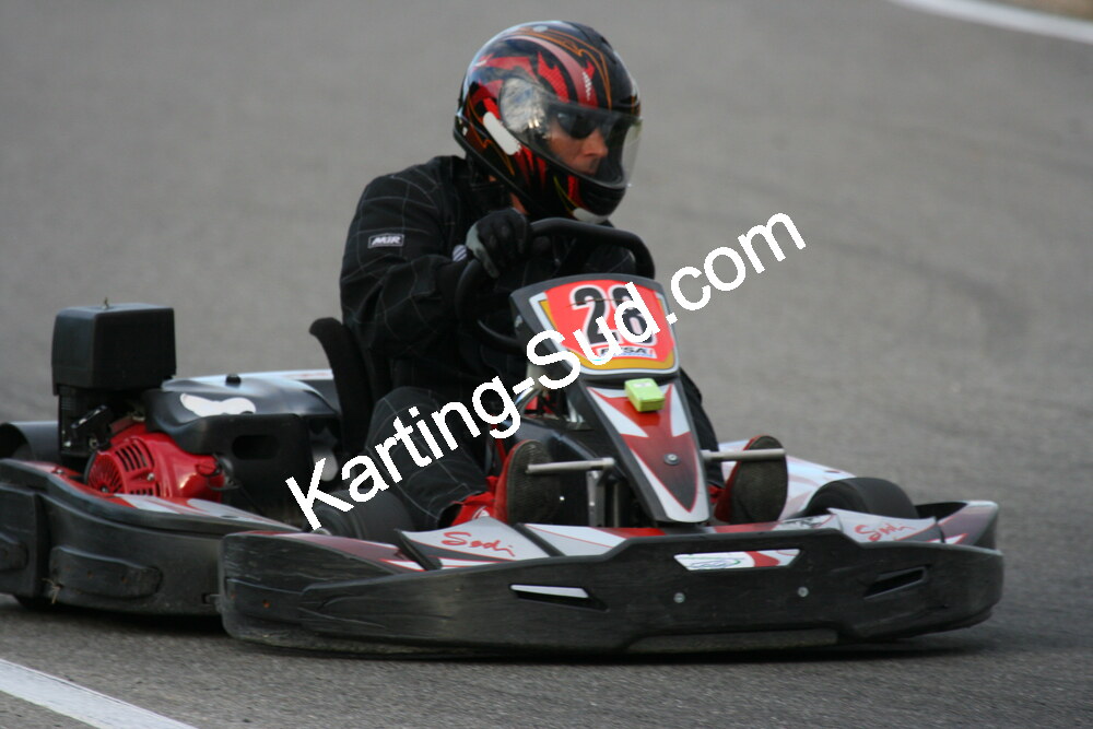 28/09/2008 : Endurance Loisir 4H à Lavelanet (photos Stéphane Agnus) 2008 — karting