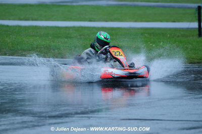12/04/2009 : 1ère manche du Championnat Sud et 1ère manche du Championnat Régional Languedoc-Roussillon à Lavelanet (photos Julien Dejean) 2009 — karting