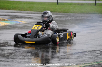 12/04/2009 : 1ère manche du Championnat Sud et 1ère manche du Championnat Régional Languedoc-Roussillon à Lavelanet (photos Julien Dejean) 2009 — karting