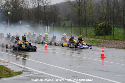 12/04/2009 : 1ère manche du Championnat Sud et 1ère manche du Championnat Régional Languedoc-Roussillon à Lavelanet (photos Julien Dejean) 2009 — karting