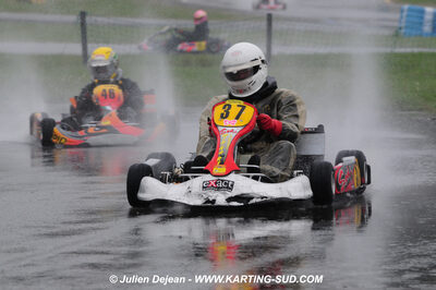 12/04/2009 : 1ère manche du Championnat Sud et 1ère manche du Championnat Régional Languedoc-Roussillon à Lavelanet (photos Julien Dejean) 2009 — karting
