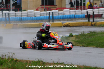 12/04/2009 : 1ère manche du Championnat Sud et 1ère manche du Championnat Régional Languedoc-Roussillon à Lavelanet (photos Julien Dejean) 2009 — karting