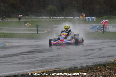 12/04/2009 : 1ère manche du Championnat Sud et 1ère manche du Championnat Régional Languedoc-Roussillon à Lavelanet (photos Julien Dejean) 2009 — karting