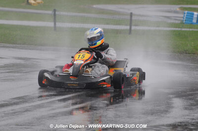 12/04/2009 : 1ère manche du Championnat Sud et 1ère manche du Championnat Régional Languedoc-Roussillon à Lavelanet (photos Julien Dejean) 2009 — karting