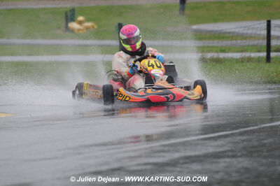 12/04/2009 : 1ère manche du Championnat Sud et 1ère manche du Championnat Régional Languedoc-Roussillon à Lavelanet (photos Julien Dejean) 2009 — karting