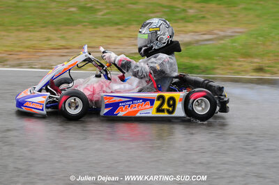 12/04/2009 : 1ère manche du Championnat Sud et 1ère manche du Championnat Régional Languedoc-Roussillon à Lavelanet (photos Julien Dejean) 2009 — karting
