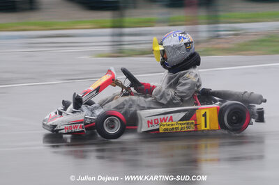 12/04/2009 : 1ère manche du Championnat Sud et 1ère manche du Championnat Régional Languedoc-Roussillon à Lavelanet (photos Julien Dejean) 2009 — karting