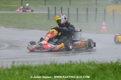 12/04/2009 : 1ère manche du Championnat Sud et 1ère manche du Championnat Régional Languedoc-Roussillon à Lavelanet (photos Julien Dejean) 2009 — karting