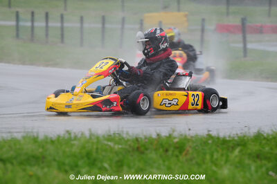 12/04/2009 : 1ère manche du Championnat Sud et 1ère manche du Championnat Régional Languedoc-Roussillon à Lavelanet (photos Julien Dejean) 2009 — karting