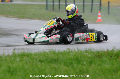 12/04/2009 : 1ère manche du Championnat Sud et 1ère manche du Championnat Régional Languedoc-Roussillon à Lavelanet (photos Julien Dejean) 2009 — karting