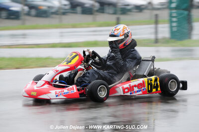 12/04/2009 : 1ère manche du Championnat Sud et 1ère manche du Championnat Régional Languedoc-Roussillon à Lavelanet (photos Julien Dejean) 2009 — karting