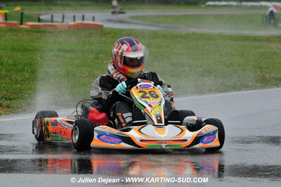 12/04/2009 : 1ère manche du Championnat Sud et 1ère manche du Championnat Régional Languedoc-Roussillon à Lavelanet (photos Julien Dejean) 2009 — karting