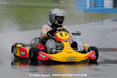 12/04/2009 : 1ère manche du Championnat Sud et 1ère manche du Championnat Régional Languedoc-Roussillon à Lavelanet (photos Julien Dejean) 2009 — karting