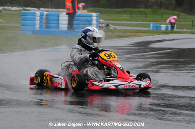 12/04/2009 : 1ère manche du Championnat Sud et 1ère manche du Championnat Régional Languedoc-Roussillon à Lavelanet (photos Julien Dejean) 2009 — karting