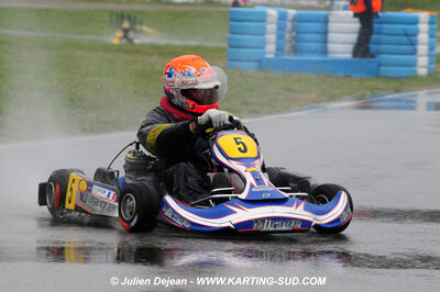 12/04/2009 : 1ère manche du Championnat Sud et 1ère manche du Championnat Régional Languedoc-Roussillon à Lavelanet (photos Julien Dejean) 2009 — karting