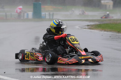 12/04/2009 : 1ère manche du Championnat Sud et 1ère manche du Championnat Régional Languedoc-Roussillon à Lavelanet (photos Julien Dejean) 2009 — karting