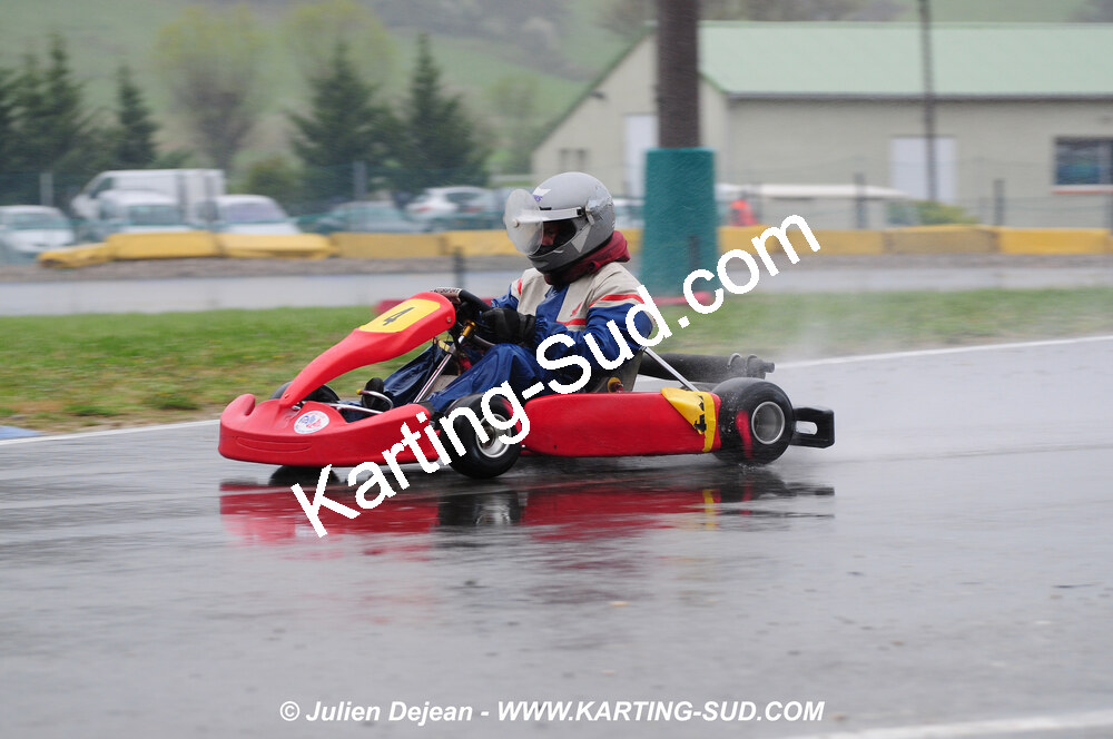 12/04/2009 : 1ère manche du Championnat Sud et 1ère manche du Championnat Régional Languedoc-Roussillon à Lavelanet (photos Julien Dejean) 2009 — karting
