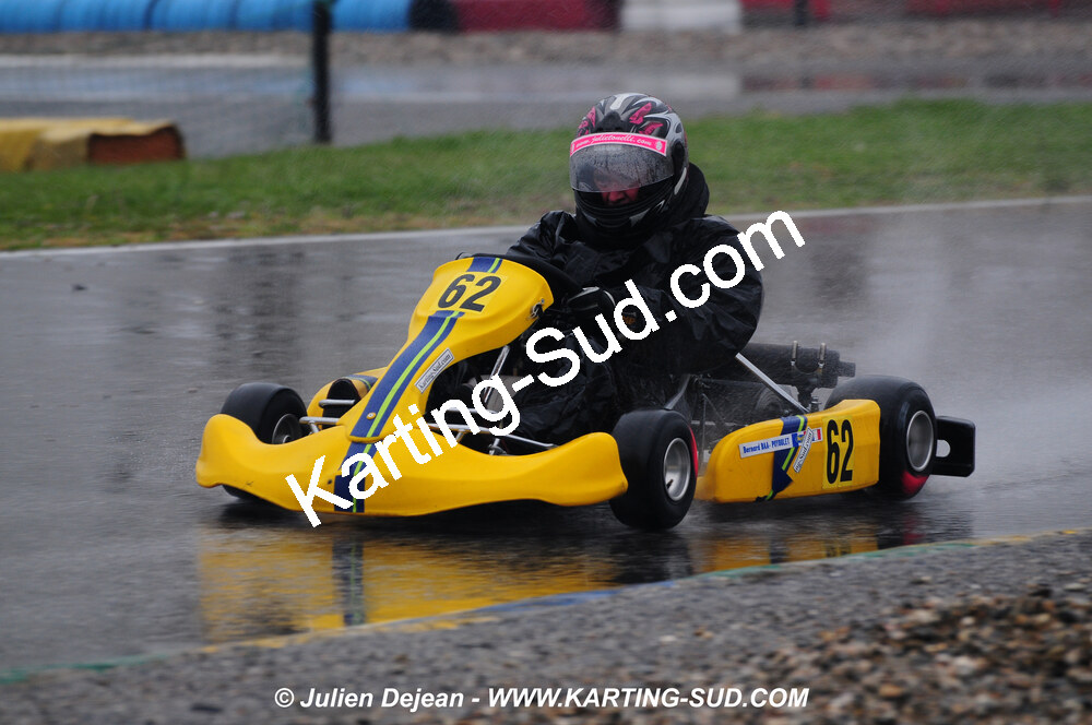 12/04/2009 : 1ère manche du Championnat Sud et 1ère manche du Championnat Régional Languedoc-Roussillon à Lavelanet (photos Julien Dejean) 2009 — karting