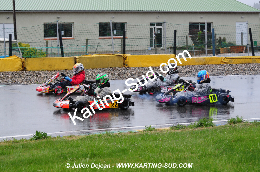 12/04/2009 : 1ère manche du Championnat Sud et 1ère manche du Championnat Régional Languedoc-Roussillon à Lavelanet (photos Julien Dejean) 2009 — karting
